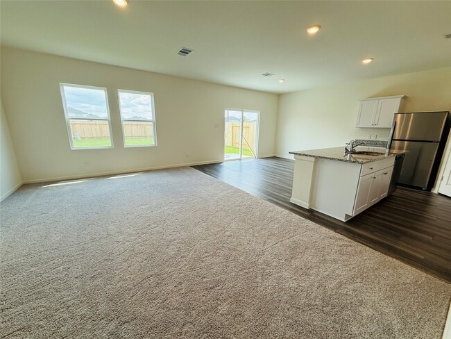 Building Photo - 7824 Blue Star Flower Ln