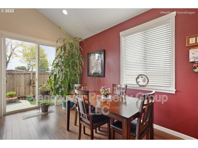 Building Photo - 2707 NE 131st Ct