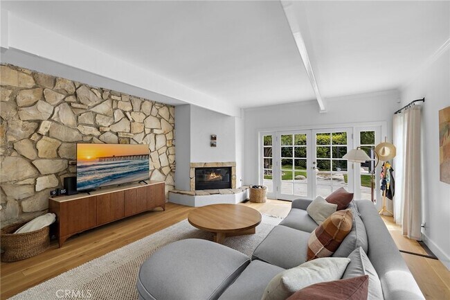 Building Photo - 3007 Harbor View Dr