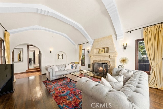 Building Photo - 6160 S San Vicente Blvd