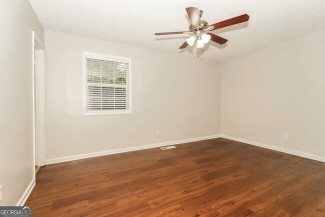 Building Photo - 5224 Brough Ln