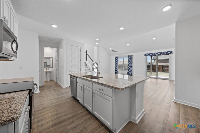 Building Photo - 328 Peace Pipe Way