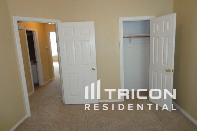 Building Photo - 8053 Whitney Ln