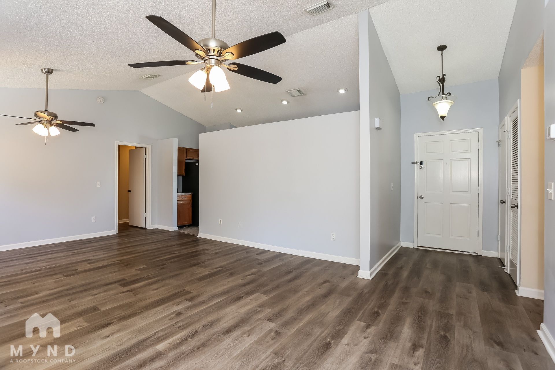 Building Photo - 2631 Moorsfield Ln