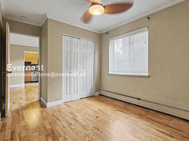 Building Photo - 276 S Sherman St