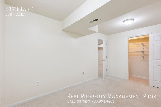 Building Photo - 6173 Tag Ct