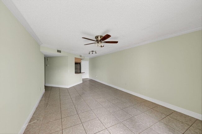 Building Photo - 8363 Lake Dr