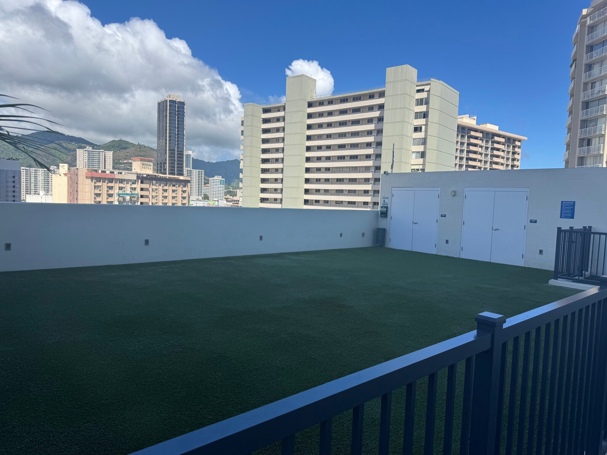 Building Photo - 629 Keeaumoku St