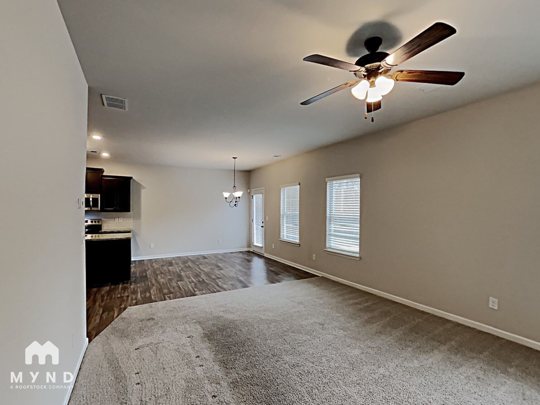 Building Photo - 129 Magnaview Dr