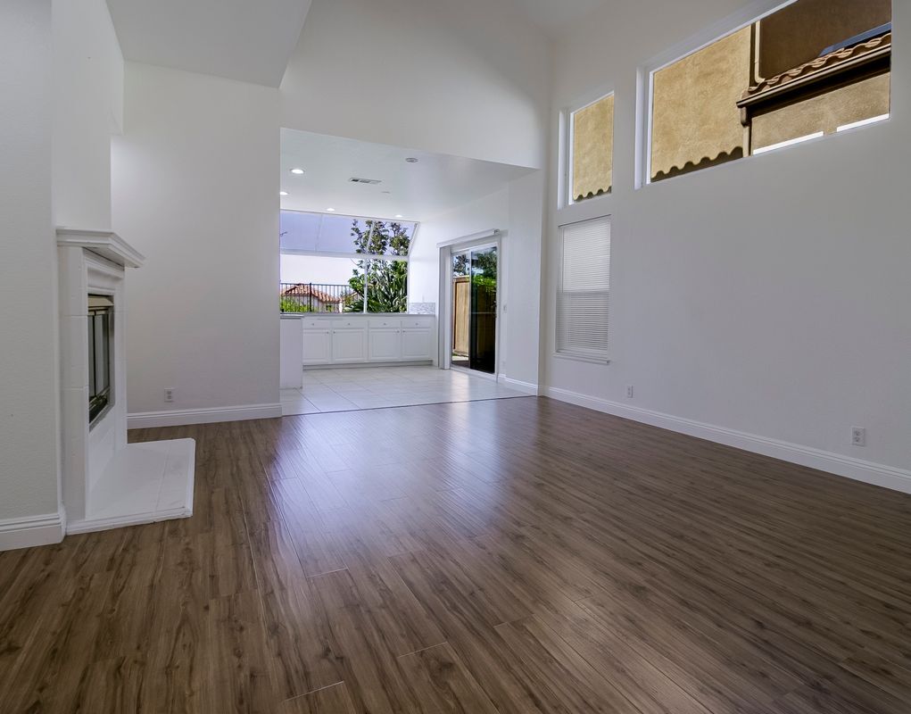 Building Photo - 25035 Eaton Ln