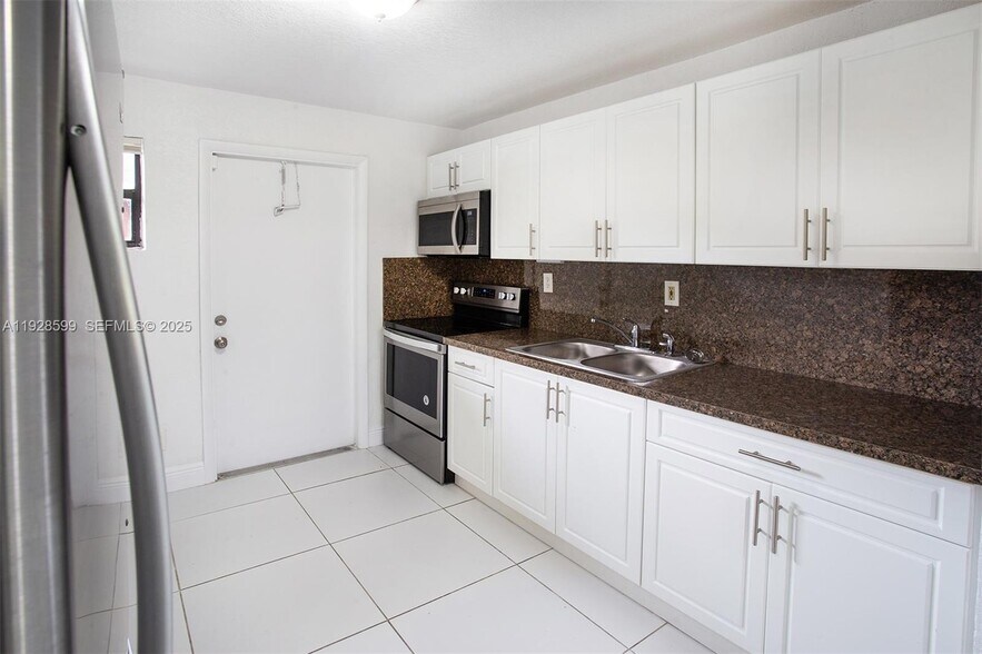 Building Photo - 2681 NW 15th St