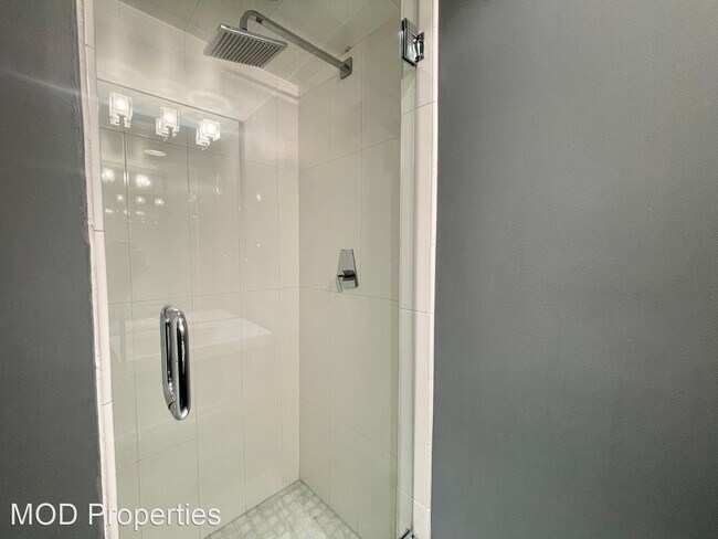 Building Photo - 2 br, 2 bath House - 3100 Cherry Creek Dr ...
