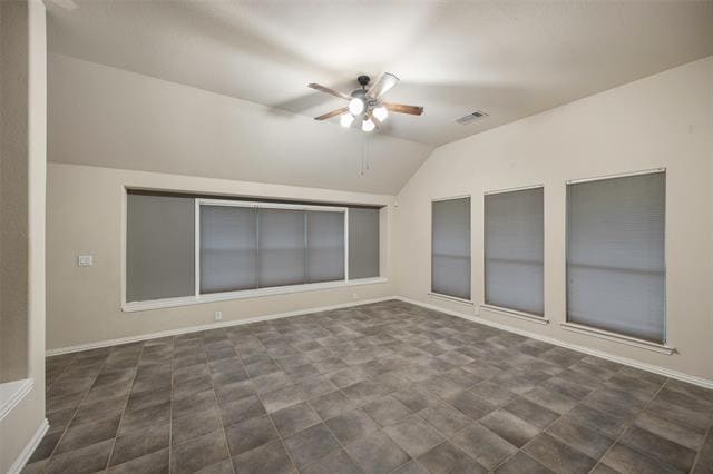 Building Photo - 717 Chelsea Dr