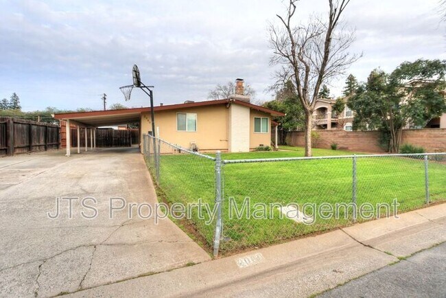 Building Photo - 2000 Belcot Rd