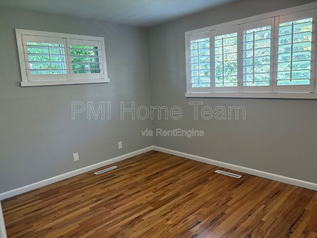 Building Photo - 442 N 250 E