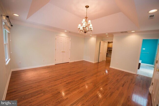 Building Photo - 5482 Royal Mile Blvd