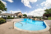 Building Photo - 3419 Fountains Dr