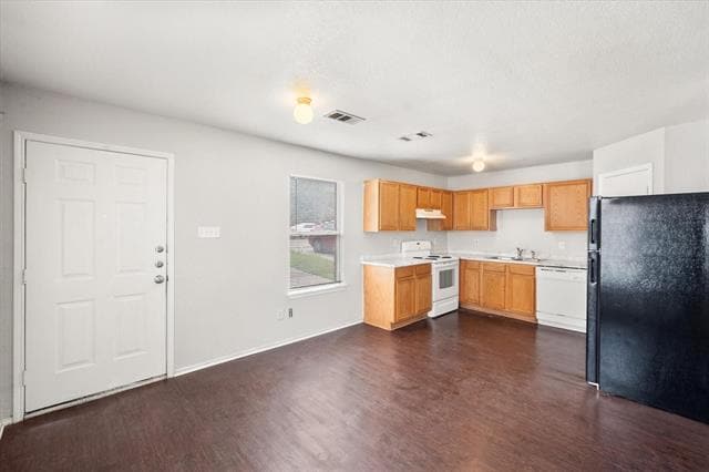 Building Photo - 404 Kings Way Dr