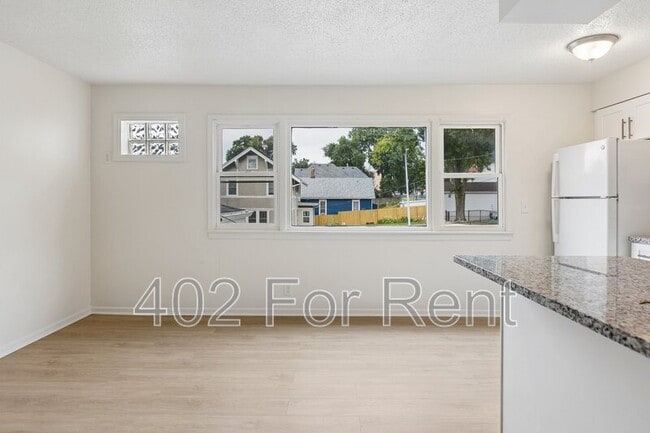 Building Photo - 1056 S 29th St