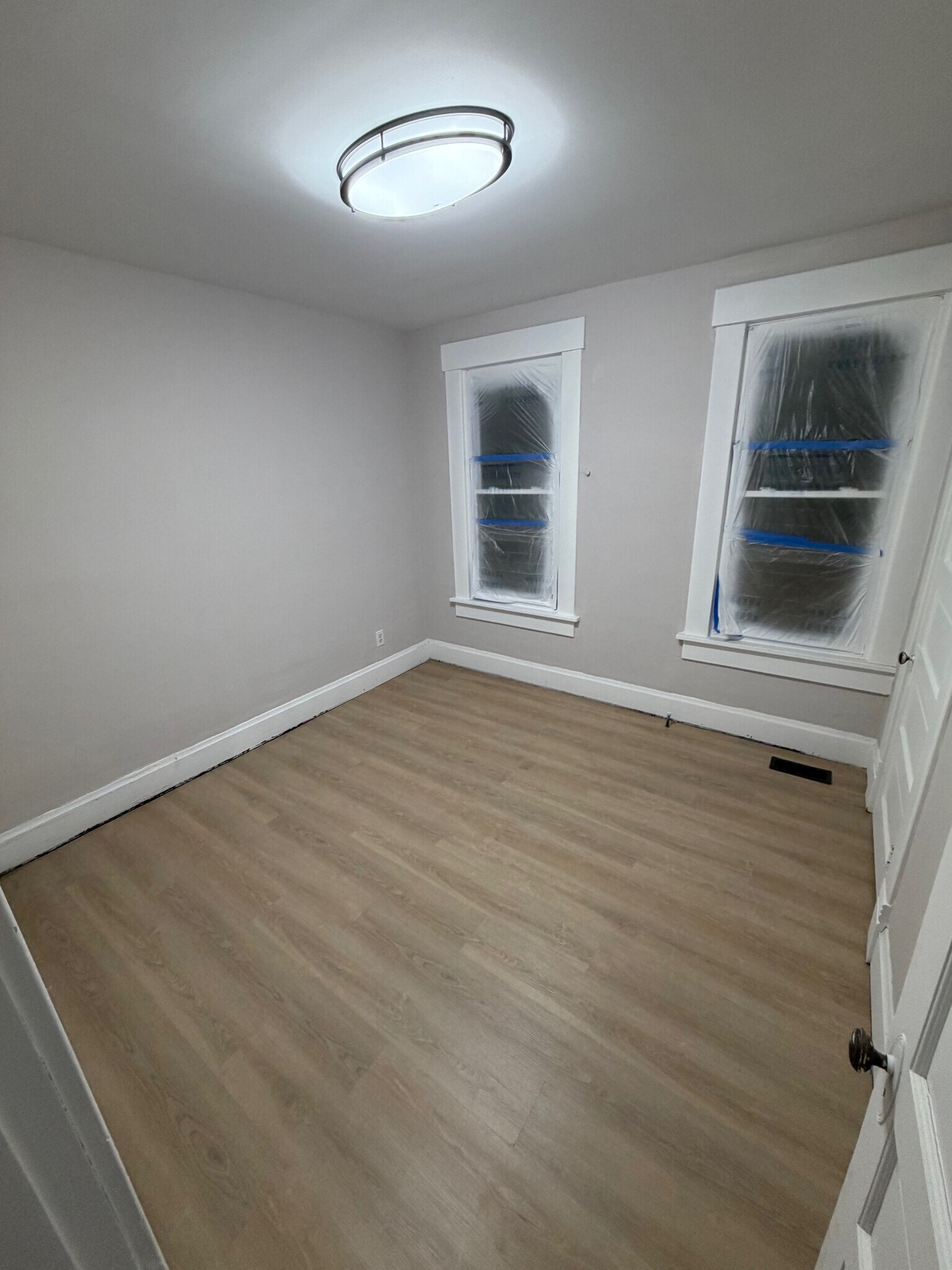 Bedroom 3 - 551 Wilson Ave