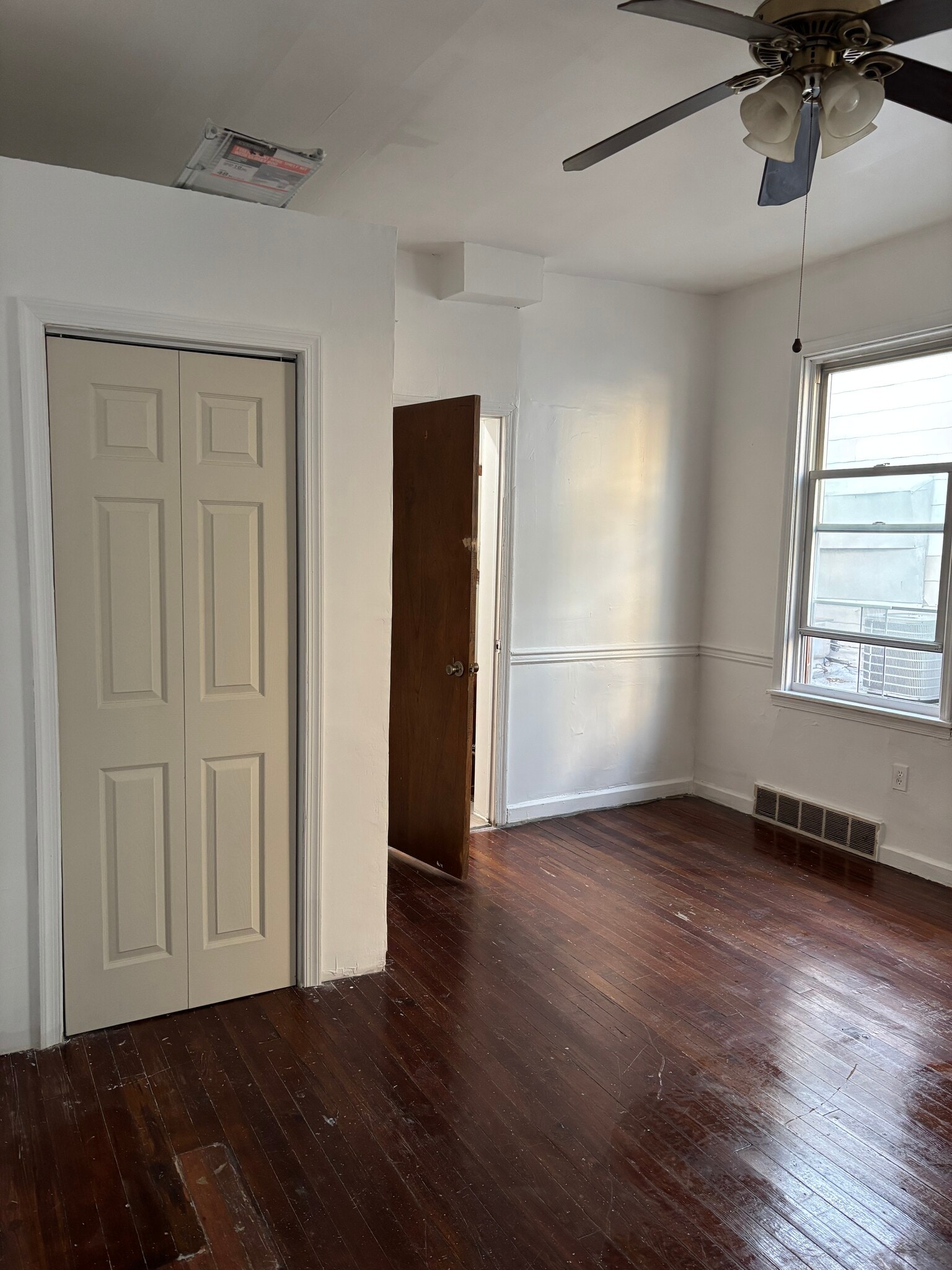 Building Photo - 17 E Glenside Ave