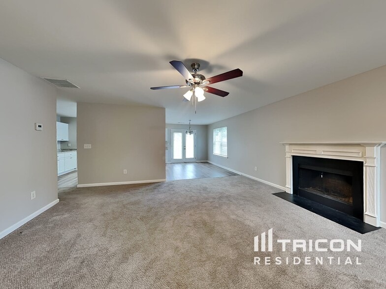 Building Photo - 110 Summerbrook Rd