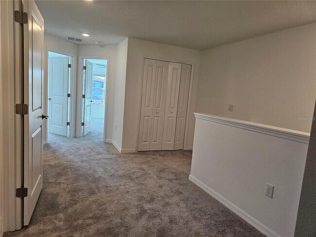 Building Photo - 8309 Crescent Oaks Dr