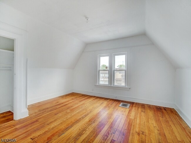 Building Photo - 444 N Broad St