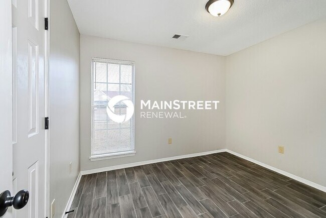 Building Photo - 3 Bedroom Pet-Friendly Home in Olive Branch, MS with Main Street Renewal