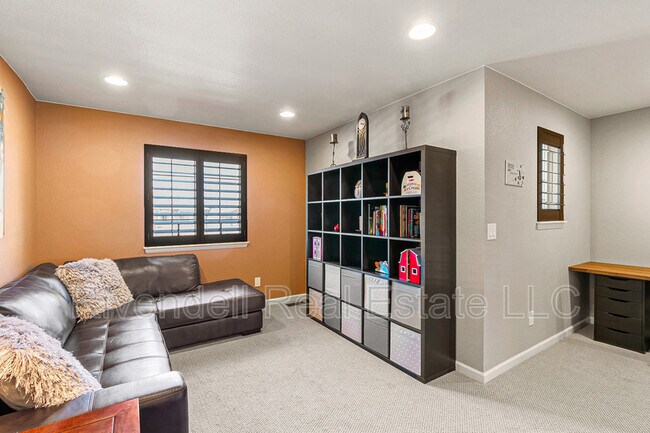Building Photo - 4398 McMurdo Ct