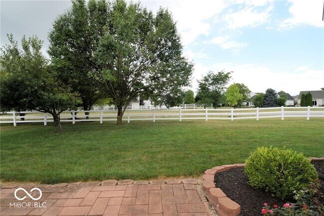 Building Photo - 6255 Canterbury Dr