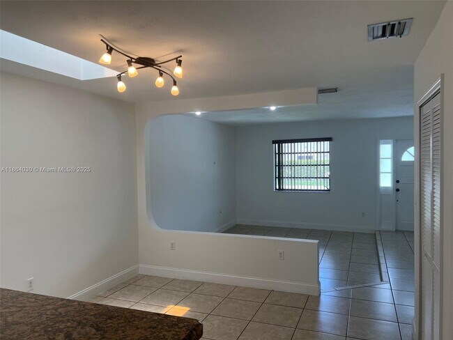 Building Photo - 13310 SW 40th St