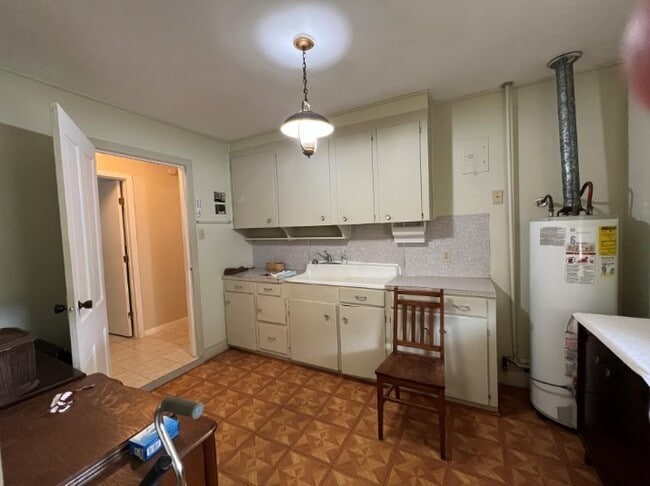 Building Photo - 566 Schmidt Rd