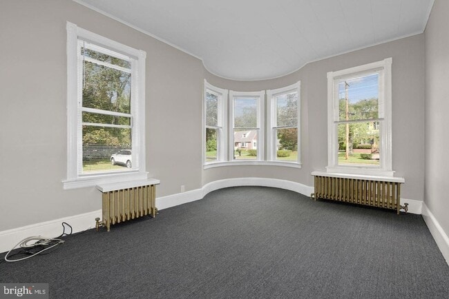 Building Photo - 102 Hainesport Lumberton Rd