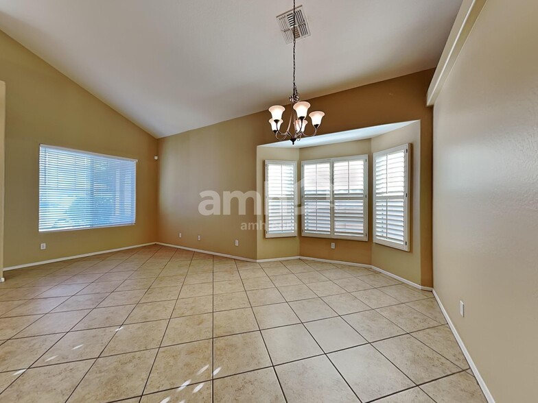 Building Photo - 10143 W Preston Ln