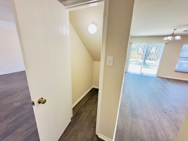 Building Photo - Spacious 4-Bedroom Home in Westwood – Leander ISD!