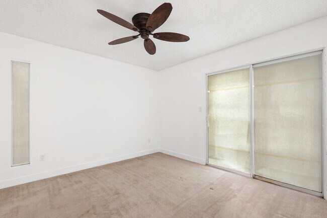 Building Photo - 49336 Eisenhower Dr