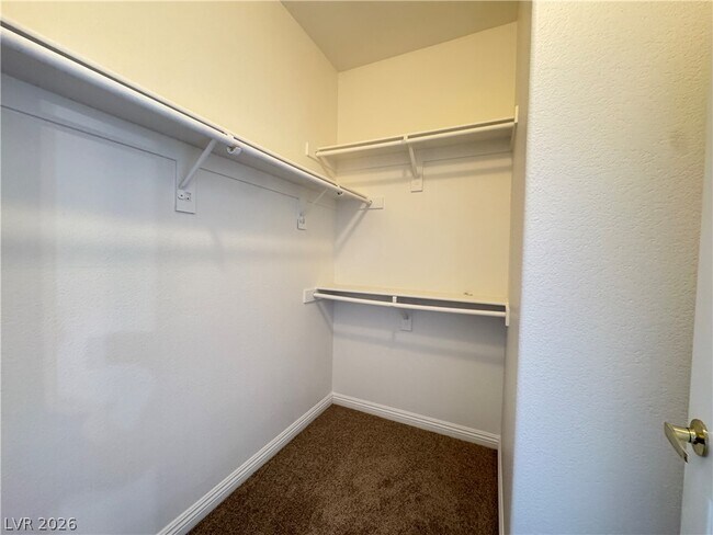 Building Photo - 2120 Calville St