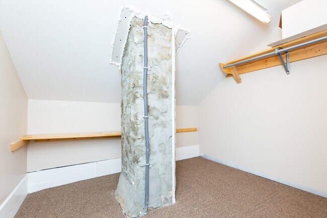 Building Photo - 27 Shannon St