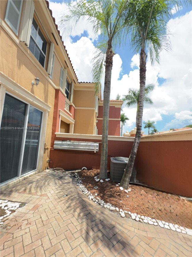 Building Photo - 11539 NW 60th Terrace
