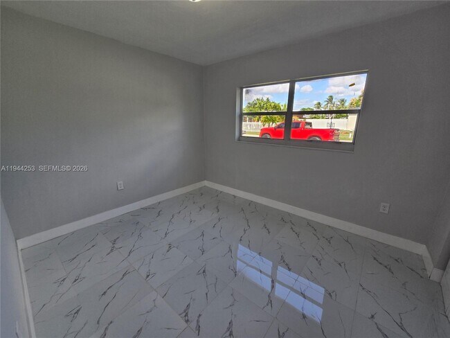 Building Photo - 1320 NE 211th Terrace