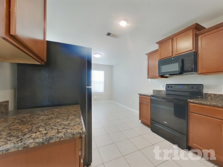 Building Photo - 432 Palomino Stand Dr