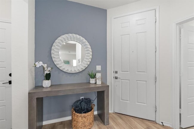 Building Photo - 7701 Sika Rose Ln