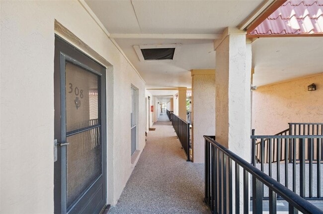 Building Photo - 8911 Blind Pass Rd