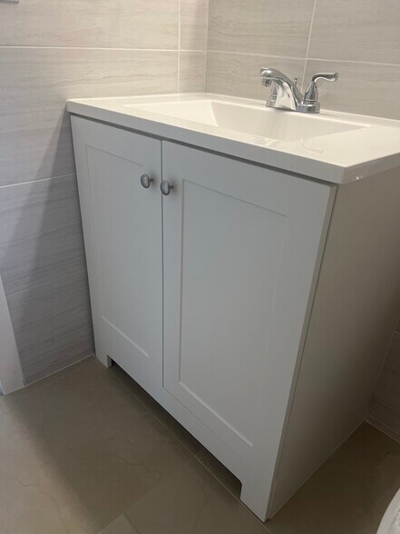 Bathroom vanity - 5010 SW 26th Ave