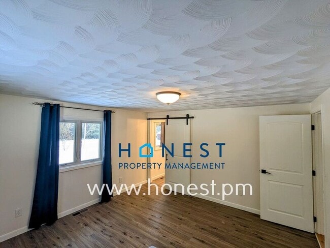 Building Photo - 151 Chimney Rd