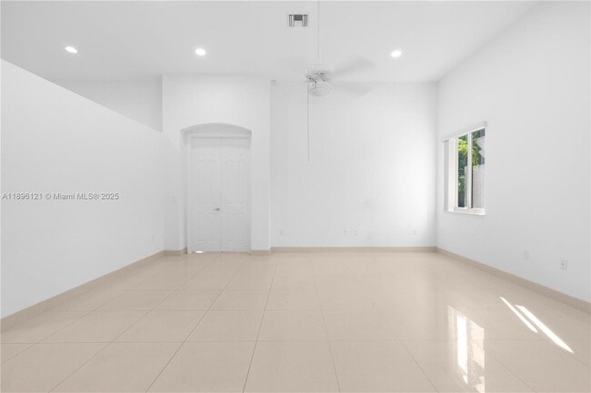 Building Photo - 8464 SW 138th St