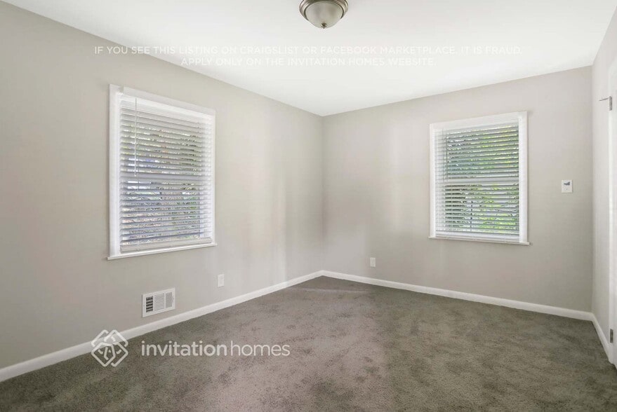 Building Photo - 142 Learner Ct