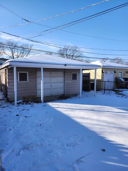 Building Photo - 11832 S Loomis St