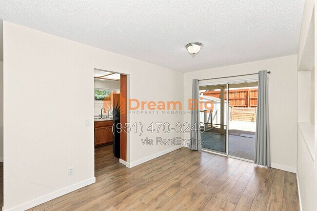 Building Photo - 7963 Townsend Dr
